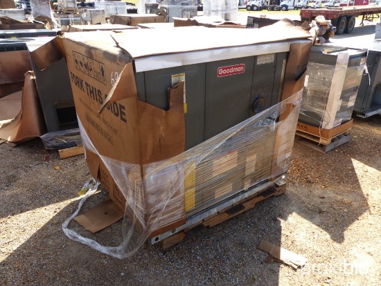 Goodman 5-ton Pkg.: Model GPG-1461100-M41 (Fire / Smoke Damaged Unit)