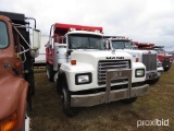 2001 Mack RD688S Tandem-axle Dump Truck s/n 1M2P267C21M055986 (Rebuilt Titl