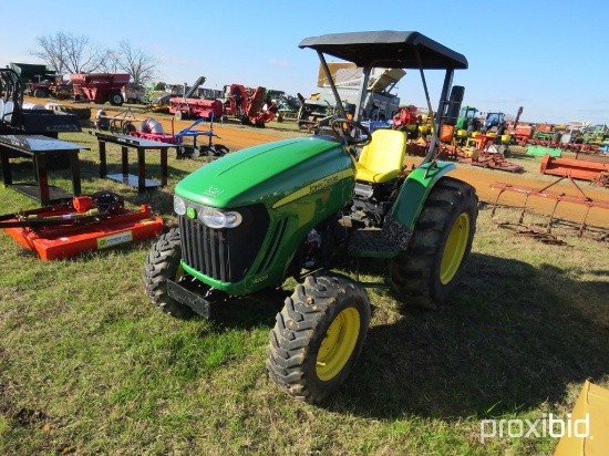 John Deere 4105 Tractor s/n 1LV41054PA811134