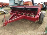IH 5100 18-hole Grain Drill: w/ Seed Box Cylinder & Hoses