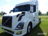 2007 Volvo VNL670 Truck Tractor, s/n 4V4NC9GH67N469009: T/A, Sleeper, Fulle