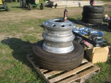 PALLET: 2-24-5 1-22-5 Rim, 1 Tire 285/75R/24.5