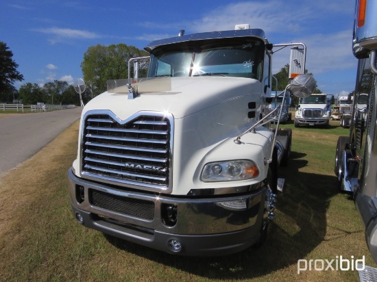 2015 Mack Vision Truck Tractor, s/n 1M1AW02Y9FM043713 (Title Delay): Day Ca
