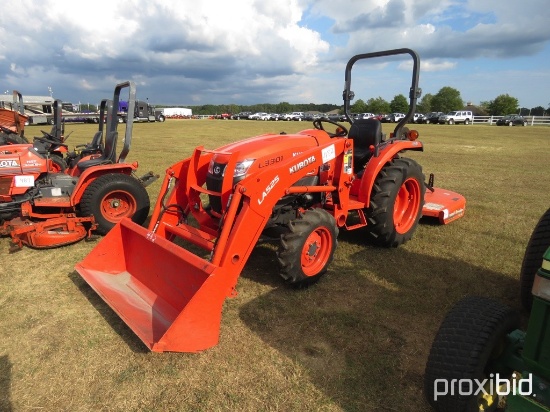 Kubota L3301DT MFWD Tractor, s/n 52102: Meter Shows 155 hrs
