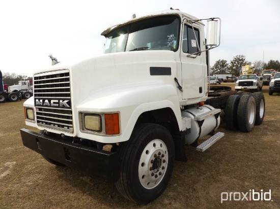 2000 Mack CH613 Truck Tractor, s/n 1M1AA13YXYW117845: E7-350 Eng., Fuller 9