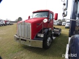 2004 Kenworth T800 Truck Tractor, s/n 3WKDD49XX4F064567: T/A, Day Cab, Cat