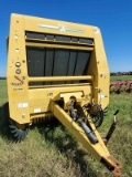 Vemeer 605L Round Baler