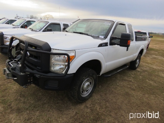 2012 Ford F250XL Pickup s/n 1FT7X2B68CEC10814: Super-duty White Showing 206