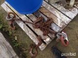 (2) Chains and Lifting Hook