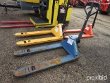 Blue Giant Pallet Jack: 5500 lb. Cap.