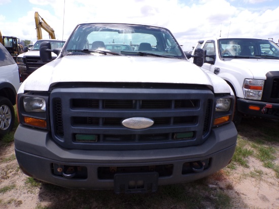 2006 Ford F250 4WD Pickup, s/n 1FTNF215636ED67173: Reg Cab, Odometer Shows