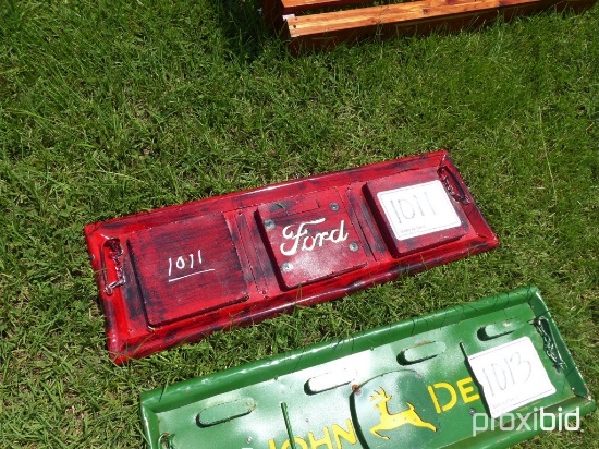 Metal Ford Tailgate