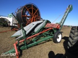 New Idea 323 1-row Corn Picker: ID 74683