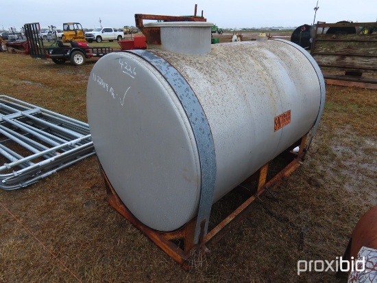 1000-gallon Stainless Steel Fertilizer Tank: ID 42091