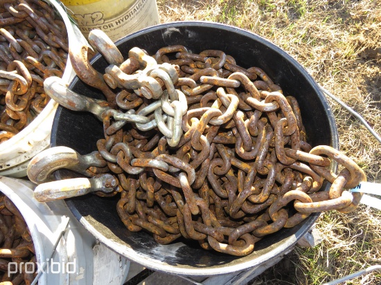 (5) 24' Chains in Bucket