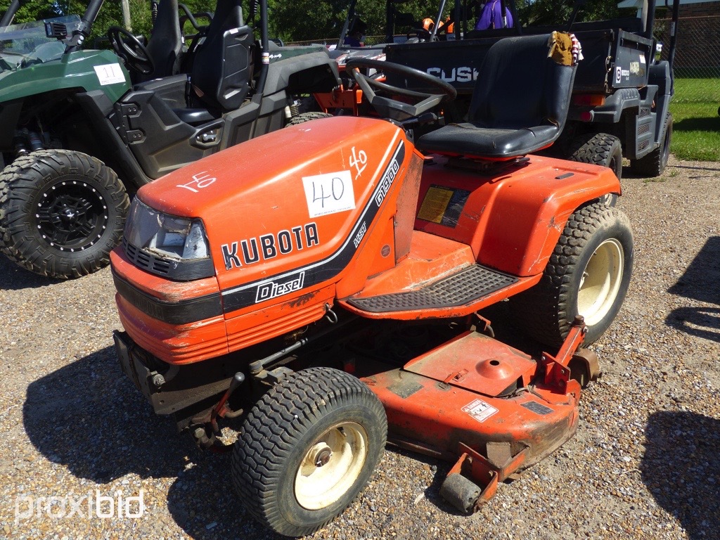 Kubota G1900 Riding Mower s n 11004 54 Deck Proxibid