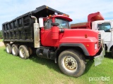 1997 Mack RD690S Tri-axle Dump Truck, s/n 1M2P264C4VM023342: Mack Eng., Max