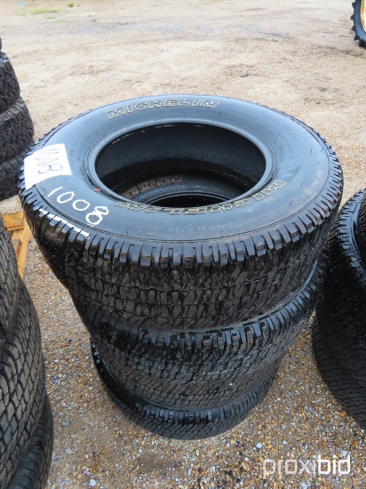 (4) Michelin LT265/70R17 Tires