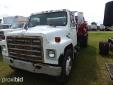 1985 International 1900 Spreader Truck, s/n 1HTLDUXM9FHA54818: S/A, 5-sp.,