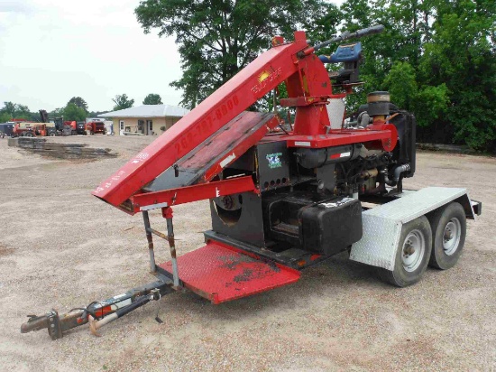 Badger Hay Blower: Cummins V8 Diesel Eng., for Square Bales