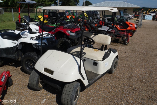 EZGo Textron Electric Golf Cart, s/n 103204 (No Title): 36-volt, Charger