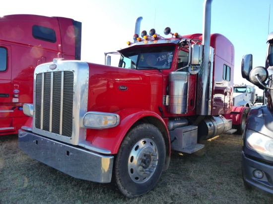 2015 Peterbilt 389 Truck Tractor, s/n 1XPXD49X0FD285504: Stand Up Sleeper,