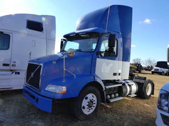 2014 Volvo Truck Tractor, s/n 4V4M19EH9EN149345: Day Cab, Odometer Shows 78