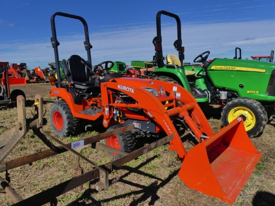 Kubota BX2670 MFWD Tractor, s/n 27778: LA243 Loader w/ Bkt., Hydrostatic