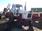 CASE MODEL 1370 TRACTOR   SN:  2574780 - DOES NOT RUN