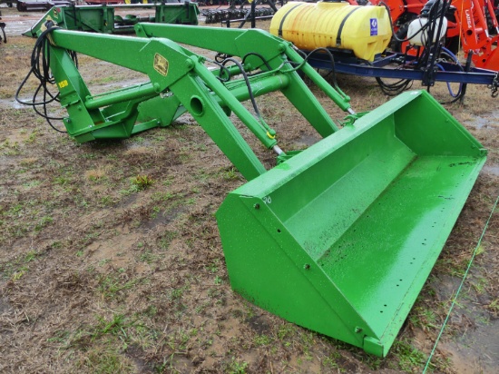 John Deere 158 Front Loader w/ Bucket