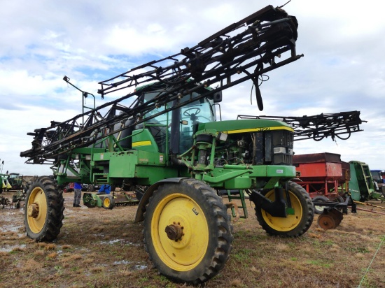 John Deere 4700 Sprayer, s/n N04700K002537