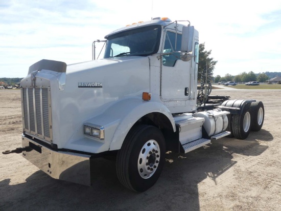 2011 Kenworth T800 Truck Tractor, s/n 1XKDDP9XXBJ292823 (Title Delay): T/A,