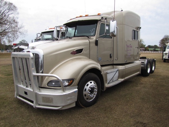 2010 Peterbilt 386 Truck Tractor, s/n 1XPHD49X5AD795862: T/A, Sleeper, Cumm