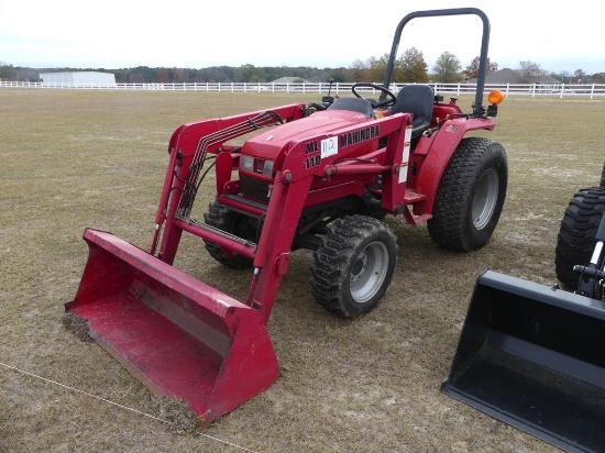 Mahindra 3015 MFWD Tractor, s/n 4115089: HST, Loader, Meter Shows 540 hrs