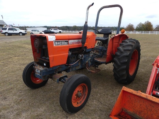 Kubota M4030SU Tractor, s/n 20120: 2wd, Drawbar, PTO, 3PH, Meter Shows 4068