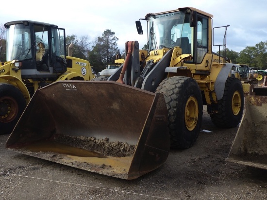 2008 Volvo L110 Rubber-tired Loader, s/n 4374: C/A, 4-yard Bkt., Meter Show