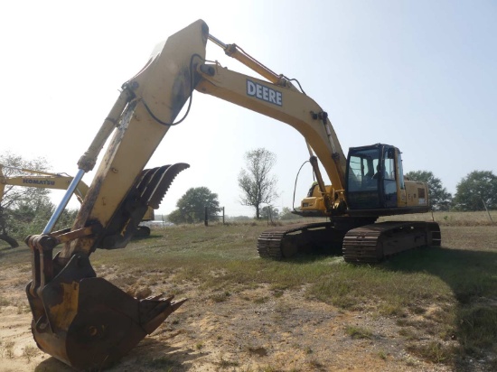 2005 John Deere 270CLC Excavator, s/n FF270CX702300: C/A, Manual Thumb, 54"