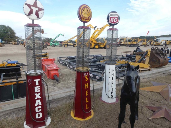 Shell Gas Pump Yard Art