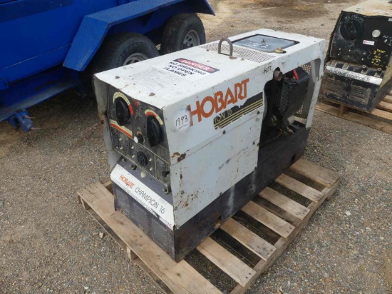 Hobart Champion 16 Welder/Generator, s/n 89WS25590: Onan Eng., Meter Shows