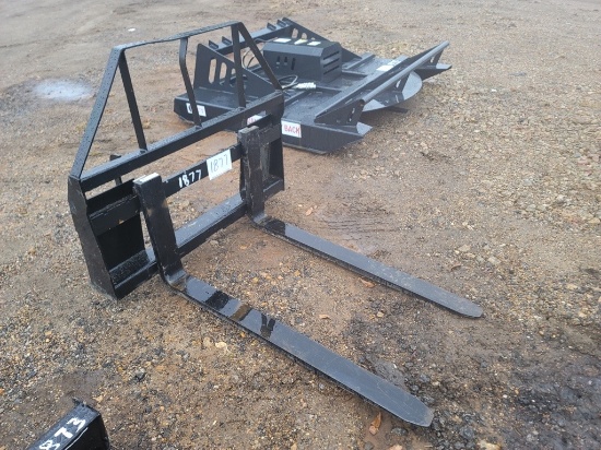 Pallet Forks for Skid Steer