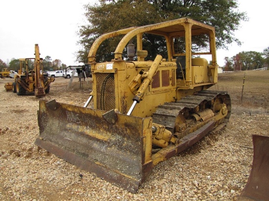 Cat D5B Dozer, s/n 3N36431 (Salvage): Canopy, Sweeps, Runs, Needs Starter