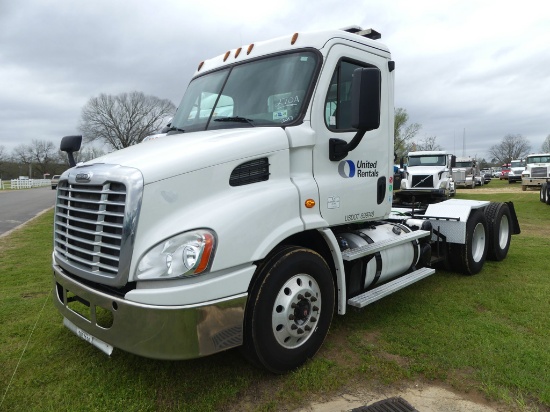 2017 Freightliner Truck Tractor, s/n 3AKJGBDV5HSJC5421: Day Cab, 10-sp., Od