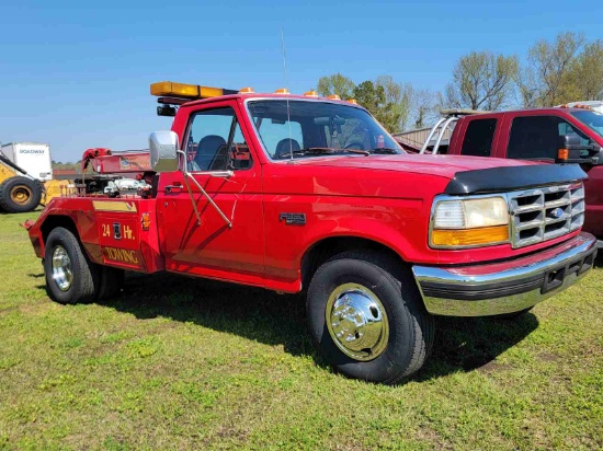 1996 Ford F350 Wrecker, s/n 2FDKF37G4TCA62683: 5-sp.