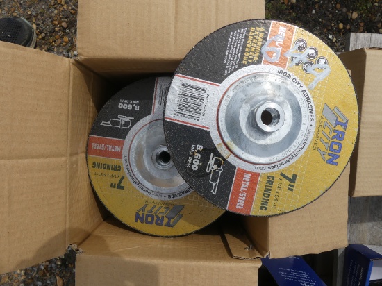 Case of (10) 7" Iron City Metal Grinc Rocks w/ Hub