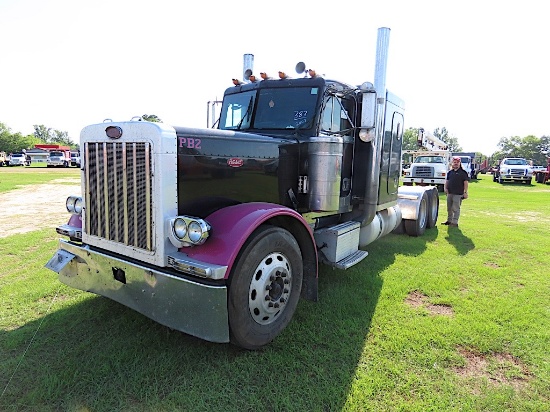 2003 Peterbilt 379 Truck Tractor, s/n 1XP5DB9X03D589648: T/A, Flat Top Slee