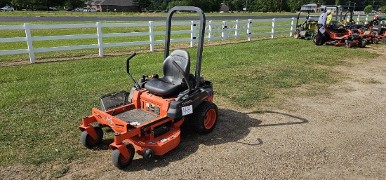 Kubota Z231 Zero Turn Mower