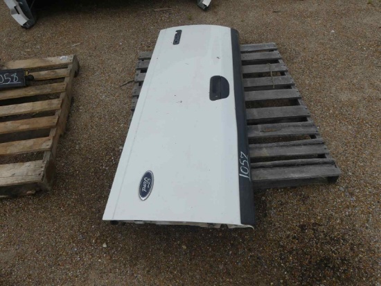 Ford F350 Tailgate