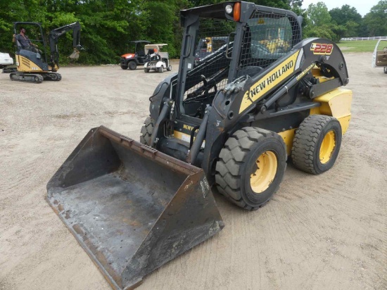 2015 New Holland L228 Skid Steer, s/n NFM405660: Canopy, GP Bkt., Rubber-ti