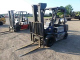 Komatsu FG25T Forklift, s/n 467101A: LP Gas, Side Shift