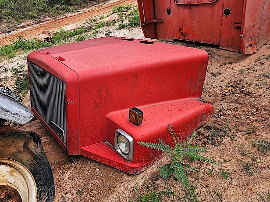 Hood/Grill for Truck Tractor